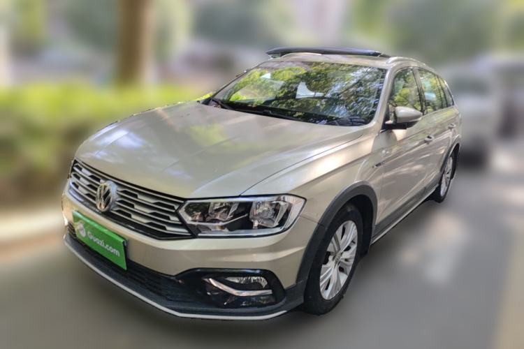 Used Volkswagen C-TREK 2017 1.6L Automatic Comfort Model Guazi used car, China used car export, Used car for sale, Used  cars, Cheapest cars for sale