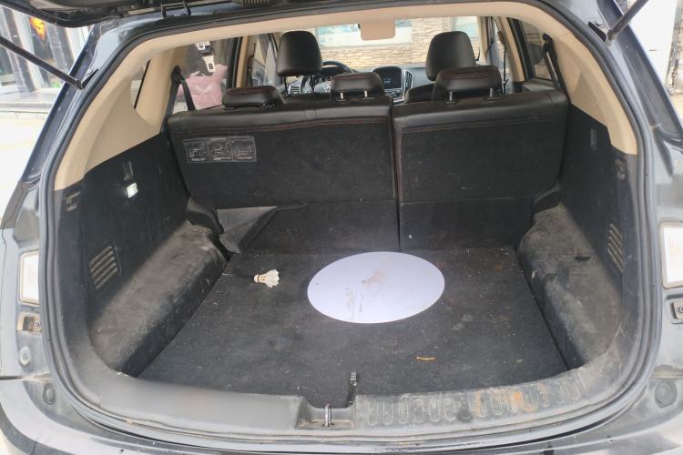 Used Baojun 560 2015 1.8L manual luxury version
