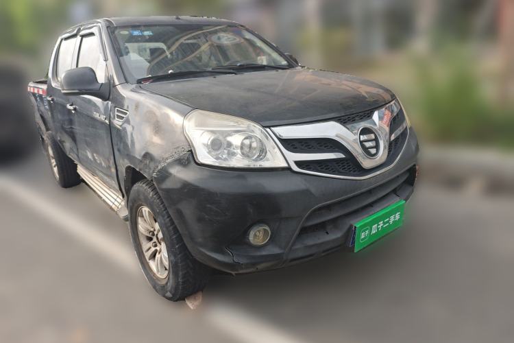 Used Foton Tunland 2015 2.8T E5 Diesel 2WD Comfort Edition BJ493ZLQ4 Front Right 45 Deg
