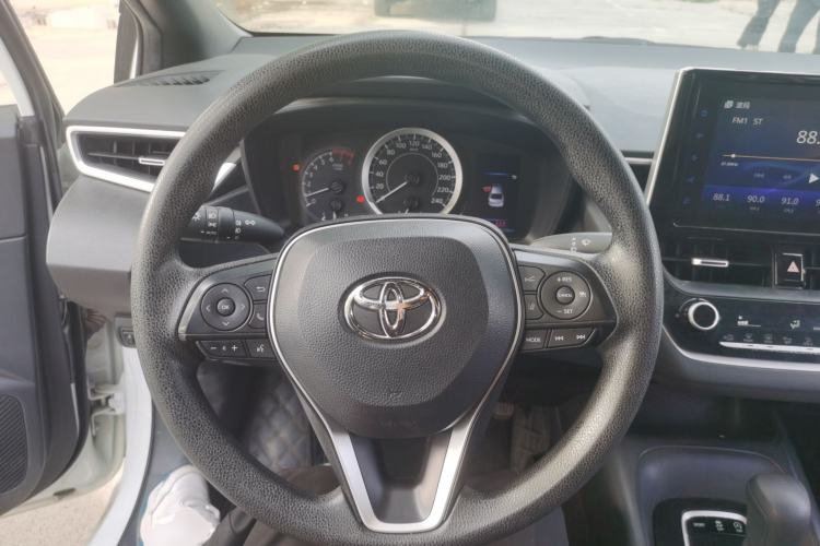Used Toyota Levin 2019 185T CVT Sport Edition China VI Standard Steering Wheel