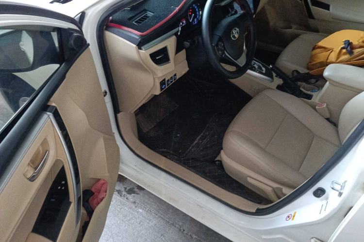 Used Toyota Corolla 2017 1.2T CVT GL-i
