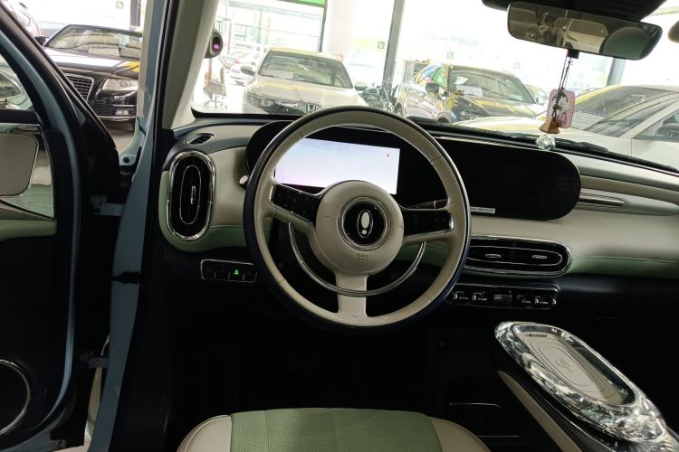 Used ORA Ballet Cat 2022 401 km Nutcracker Edition Steering Wheel