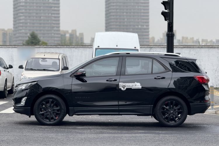 Used Chevrolet Equinox 2019 Redline 550T Automatic All-Wheel-Drive RS Model China VI Standard

