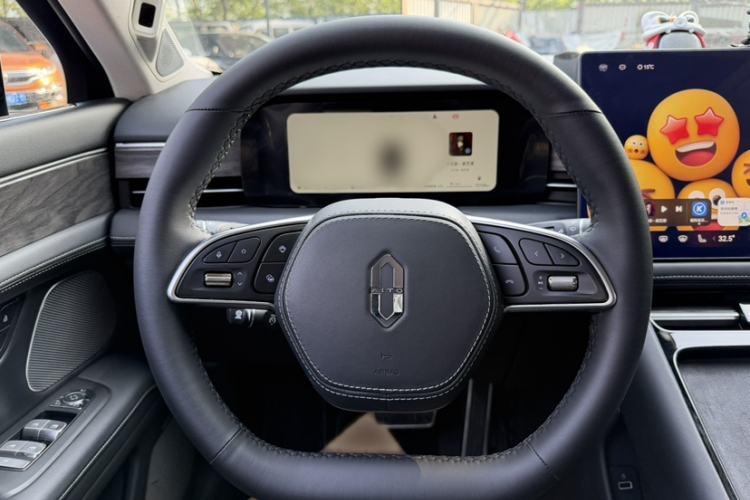 Used Hima AITO M5 2022 Extended-Range Four-Wheel Drive Performance Version
