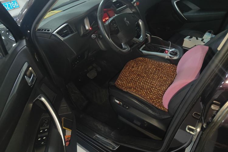 Used DS 6 2016 1.6T Luxury Edition THP160 Driver Seat