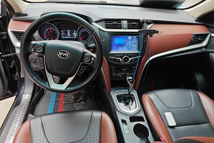 Used BYD G5 2014 1.5TID Automatic Flagship Model