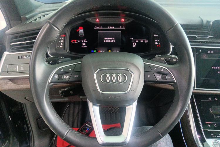 Used Audi Q7 2021 55 TFSI quattro S line Sport model