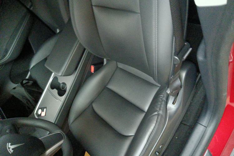 Used Tesla Model Y 2021 Long-Range All-Wheel-Drive Version