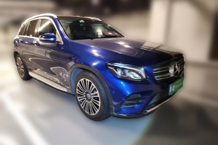 Used Mercedes-Benz GLC 2018 Facelifted GLC 260 4MATIC Dynamic Edition Front Right 45 Deg
