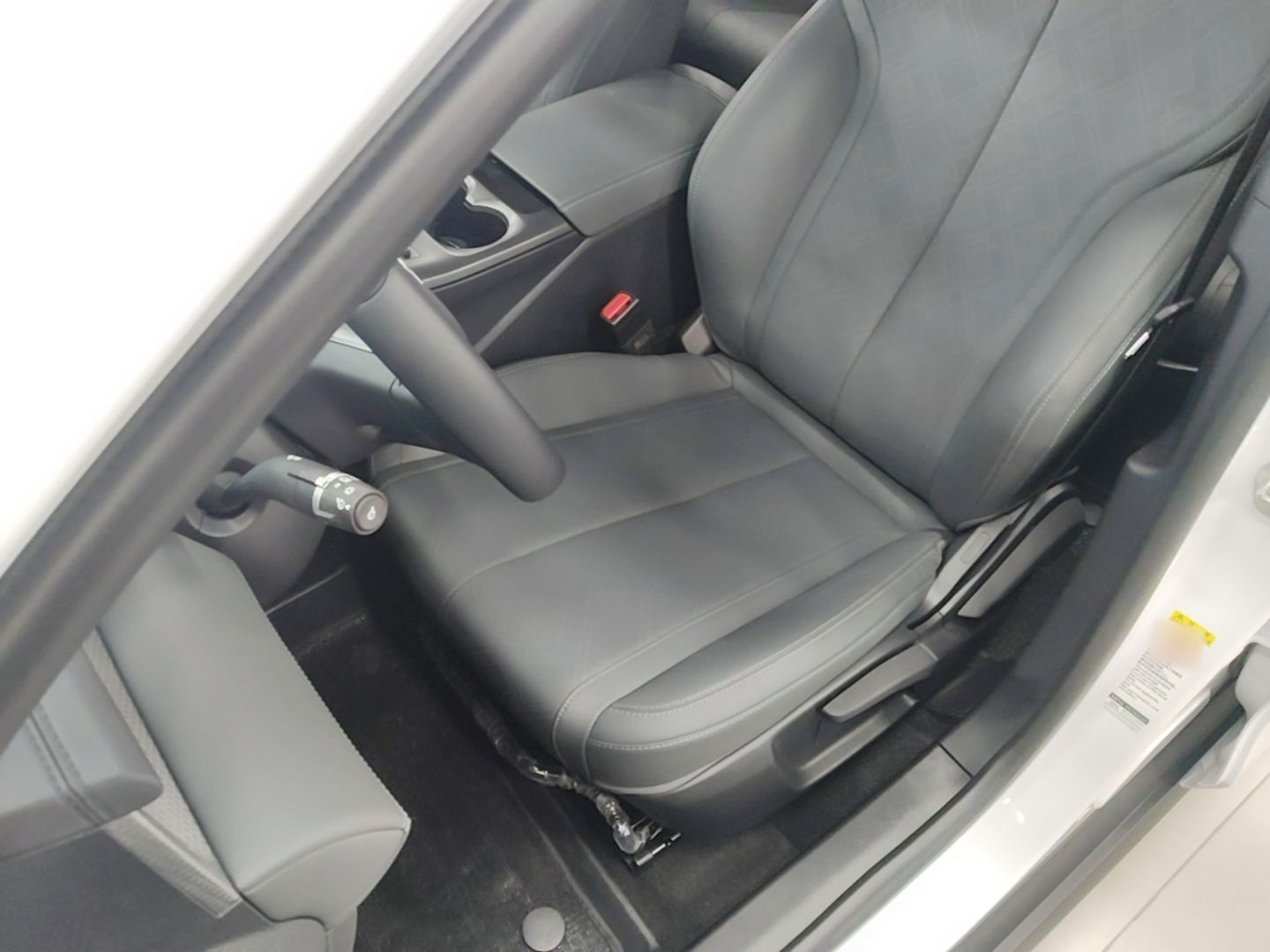 BYD Qin PLUS 2025 DM-i Smart Drive 55KM Leading Model — снимка 17