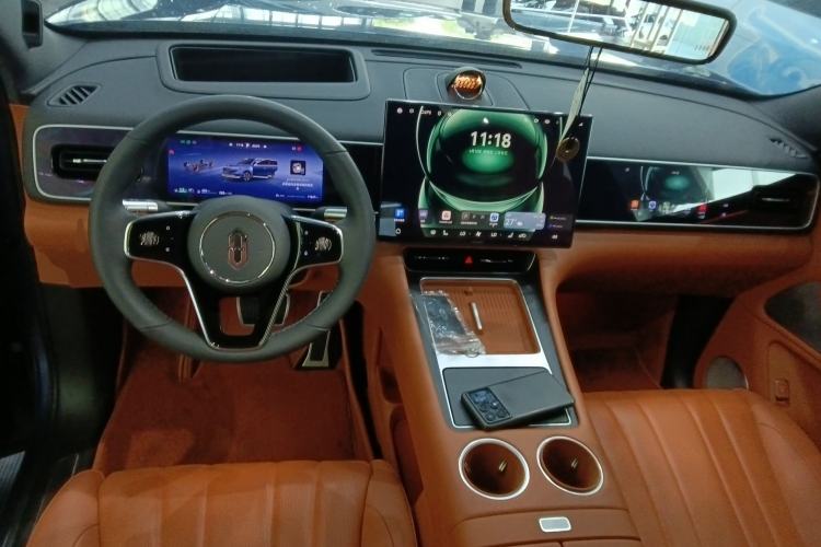 Used Hima AITO M7 2026 Model Range-Extending Ultra All-Wheel Drive 5-Seater Version Center Console