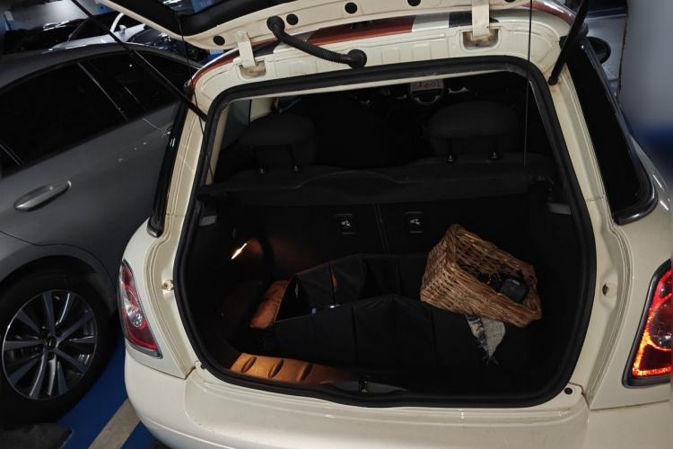 Used MINI 2011 1.6L ONE