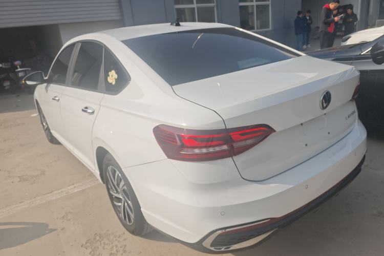 Used Volkswagen Lavida 2024 1.5L Automatic Starry Sky 5 Million Edition Exterior 2