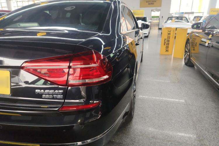 Used Volkswagen Passat 2016 330TSI DSG Prestige Edition
