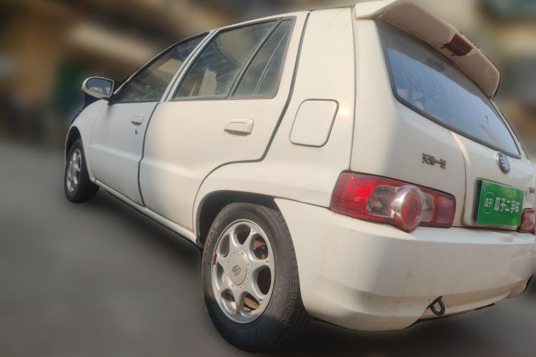 Used FAW Xiali 2012 N3 1.0L Hatchback Standard Model Rear Left 45 Deg