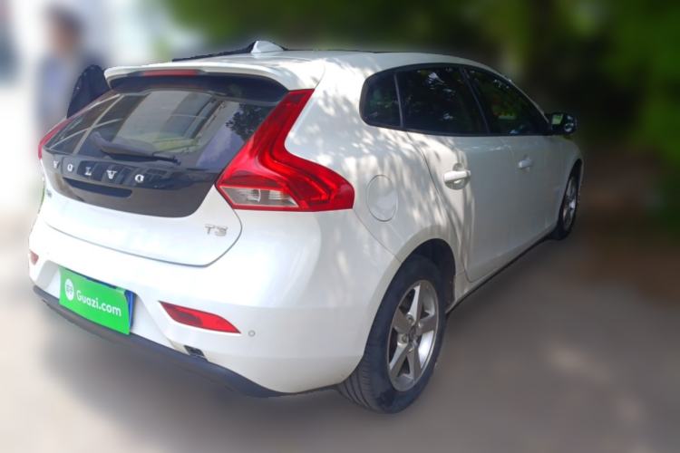 Used Volvo V40 2016 T3 Zhiyi Edition