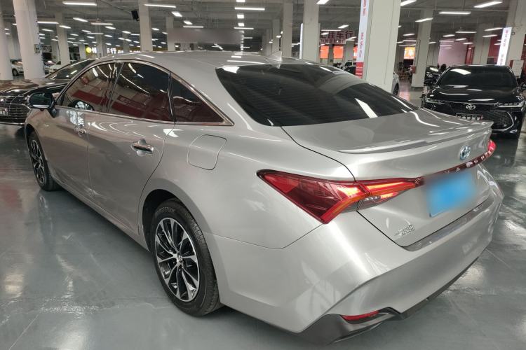 Used Toyota Avalon 2022 Dual-Engine 2.5L Luxury Edition
