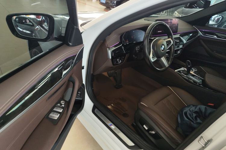 Used BMW 5 Series 2022 Restyled 525Li M Sport Package
