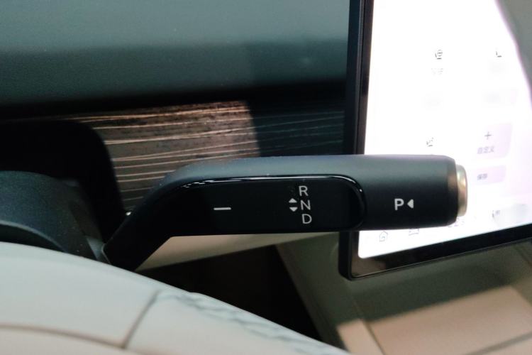 Used ONVO L60 2024 60 kWh Rear-Drive Version