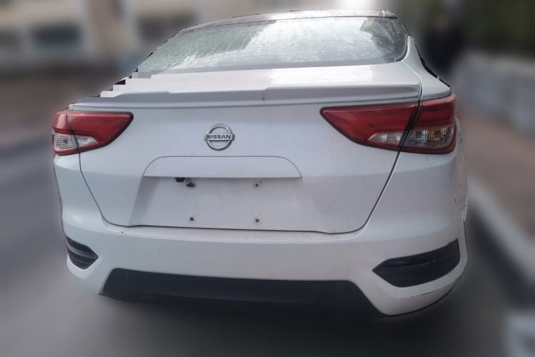 Used Nissan Lannia 2016 1.6L Manual Cool Edition
