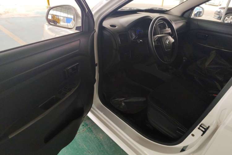 Used Dongfeng Fengon 330 2019 1.5L Manual Utility Grade I China VI