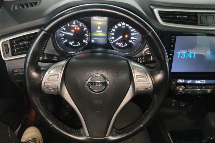 Used Nissan X-Trail 2014 2.0L CVT Smart Edition 2WD Steering Wheel