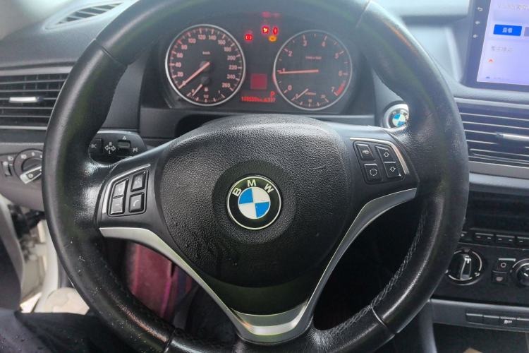 Used BMW X1 2014 sDrive18i Fashion Model
