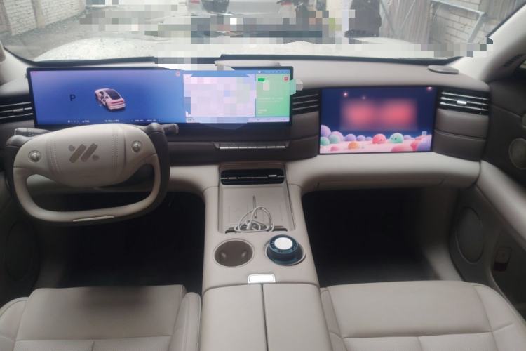 Used IM LS6 2026 Model Pure Electric Max Center Console