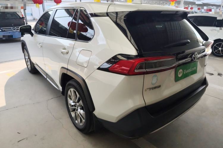 Used Toyota Wildlander 2022 2.0L CVT Two-Wheel Drive Luxury PLUS Edition