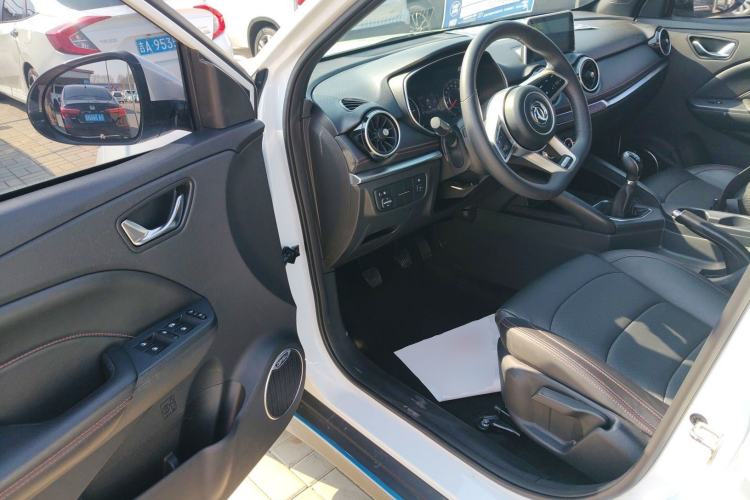 Used Dongfeng Fengon 500 2021 1.5L Manual Enjoyment Model