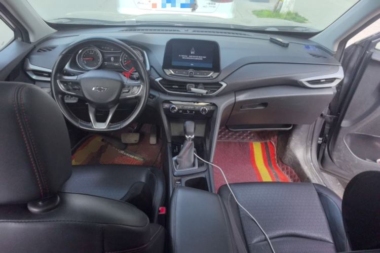 Used Chevrolet Orlando 2019 530T Automatic Mickey Custom Edition (5+2 Seats) – China VI Standard Center Console