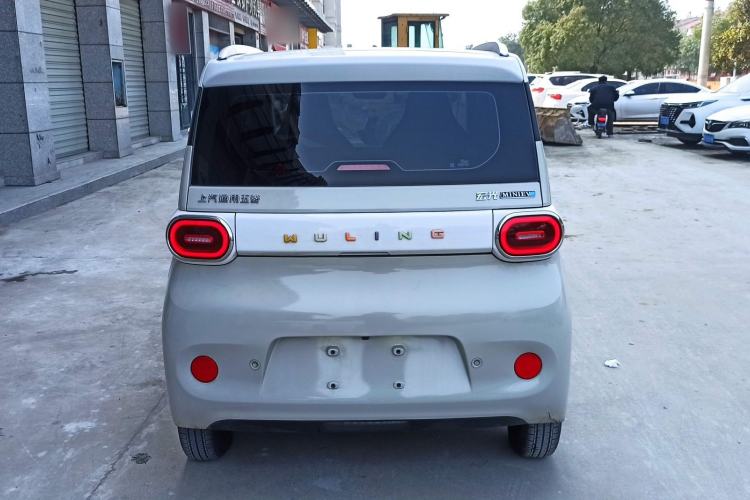 Used Wuling Hongguang MINIEV 2024 3rd Generation 215km Advanced Version Exterior 5