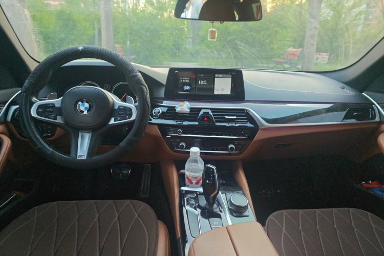 Used BMW 5 Series 2018 530Li Leading Model M Sport Package
