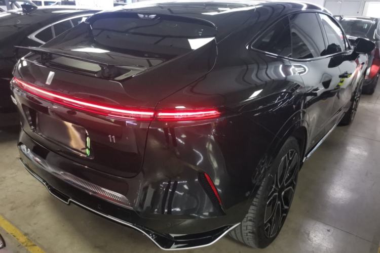 Used Avatr 11 2023 Harmony 90° Luxury Edition Rear Right 45 Deg