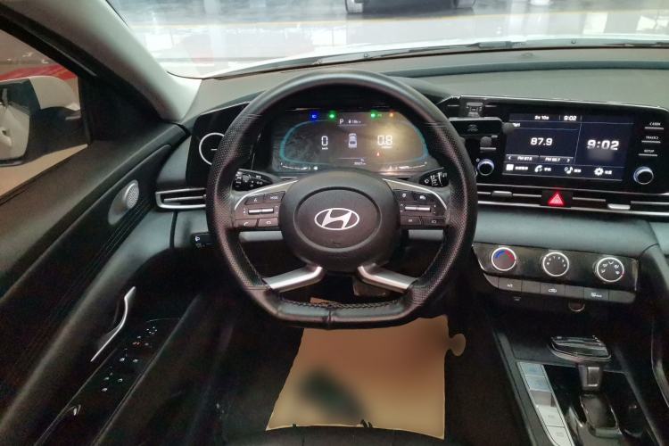 Used Hyundai Elantra 2023 1.5L CVT GLX Elite Edition
