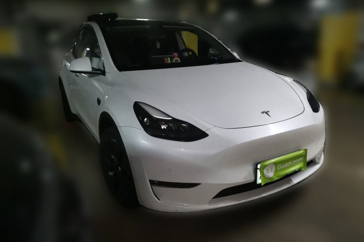 Used Tesla Model Y 2021 Standard Range Rear-Wheel Drive Version Front Right 45 Deg