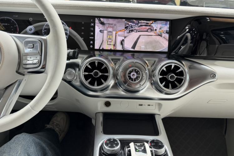 Used Cyberspace Tank 300 2021 2.0T Cyber Tank Interior 2