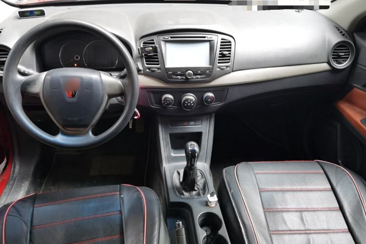 Used Roewe 350 2015 1.5L Manual Luxury Sunroof Edition