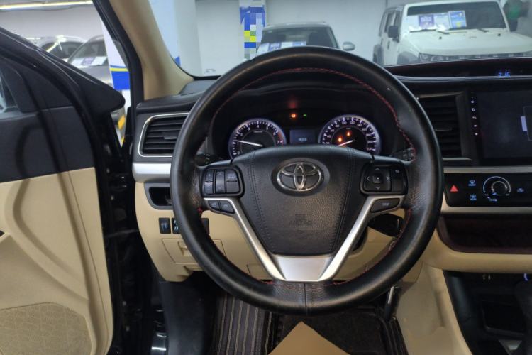 Used Toyota Highlander 2017 2.0T Four-Wheel Drive Elite Edition 7-Seater
