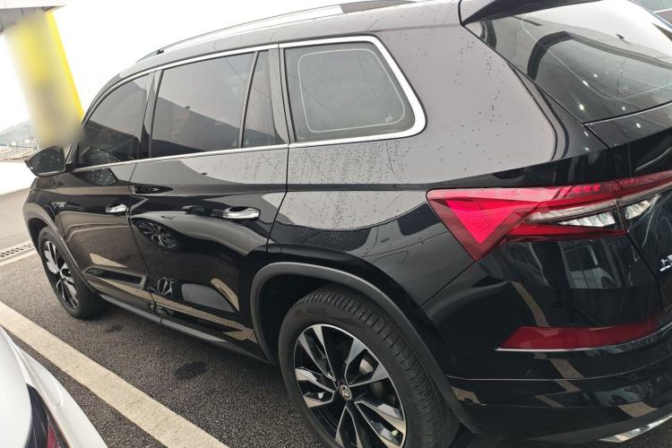 Used Skoda Kodiaq 2023 TSI330 5-Seater Two-Wheel-Drive Luxury Edition