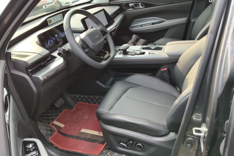 Used CHANGAN OSHAN Z6 2023 Blue Whale 1.5T DCT Smart-Led City Edition Left Front Seat