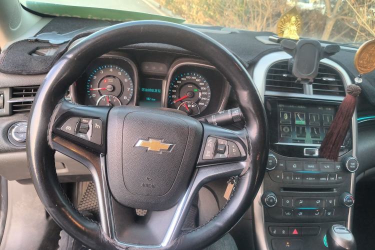 Used Chevrolet Malibu 2012 2.0L Automatic Luxury Edition Steering Wheel
