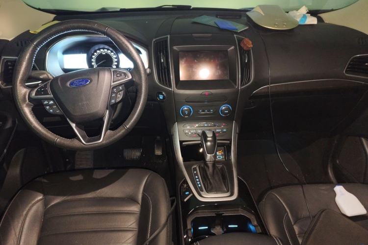 Used Ford Edge 2016 EcoBoost 245 Two-Wheel-Drive Titanium 7-Seater