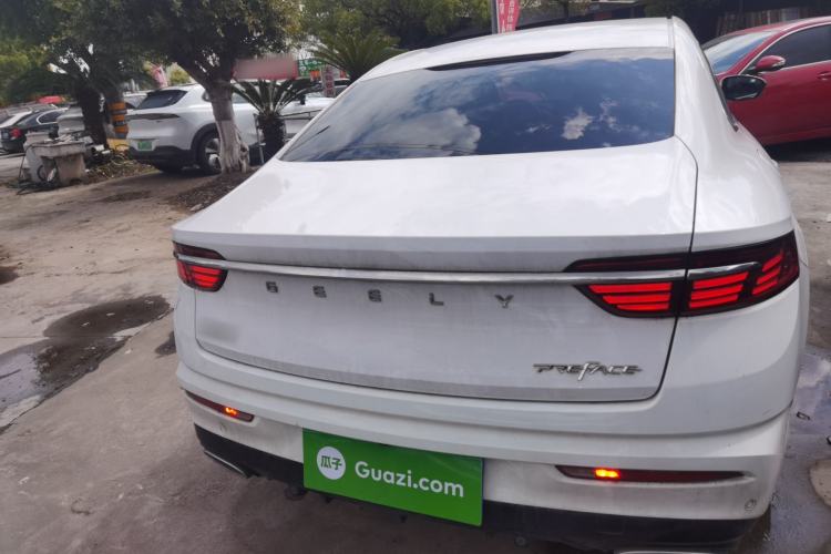 Used Geely Auto Preface 2021 Revised Version 2.0TD Luxury Edition Rear