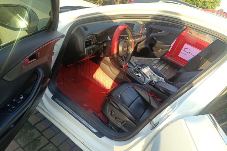 Used Audi A4L 2018 30th Anniversary Edition 40 TFSI Trendy Model
