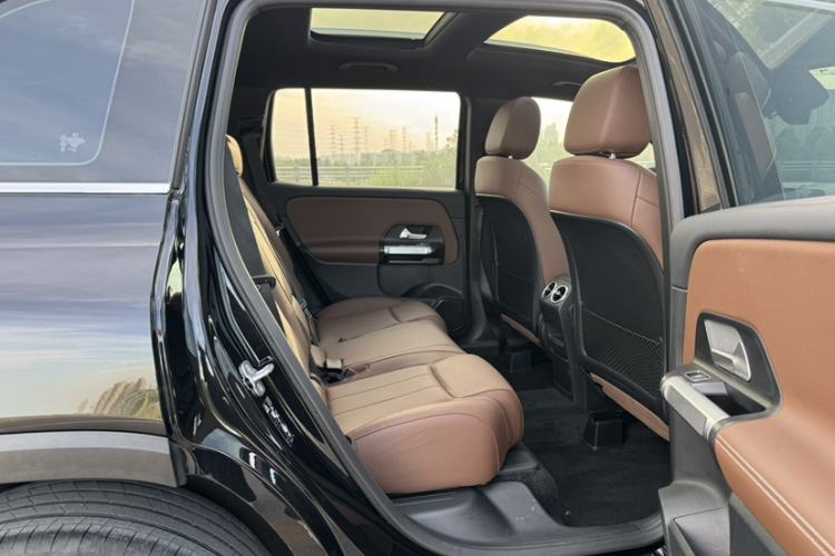 Used Mercedes-Benz GLB 2024 GLB 220 Dynamic Edition Interior 12