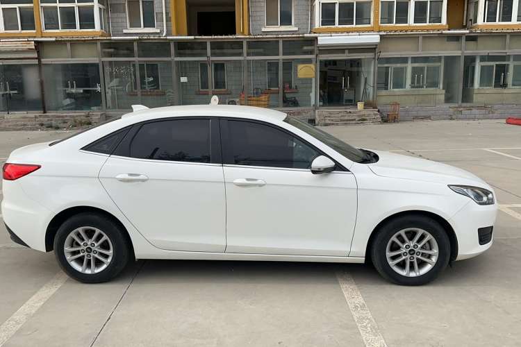 Used Ford Escort 2019 Facelifted 1.5L Automatic ZhiXiang Version (Tire Pressure Monitoring) China V Standard