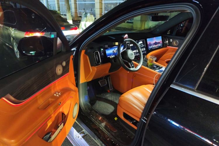 Used Hima AITO M9 2024 Range-Extended Ultra Version 52 kWh 6-Seater Model
