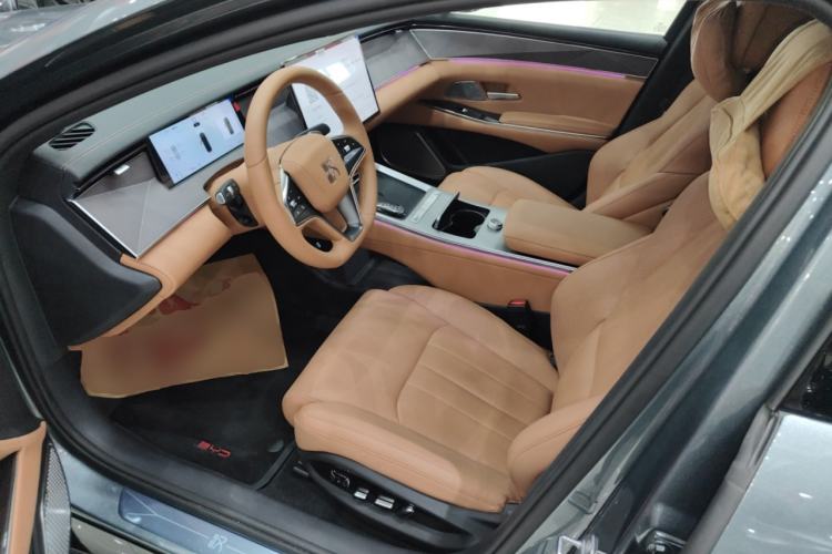 Used BYD Han L 2025 DM-p Four-Wheel-Drive LiDAR Flagship Model Left Front Seat