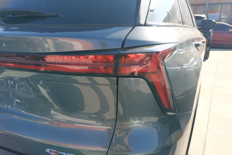 Used Changan CS75 PLUS 2024 3rd Generation Champion Edition 2.0T Intelligent Drive Performance Model
